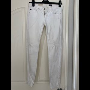 AG Brand- (Stevie style) White, skinny jeans